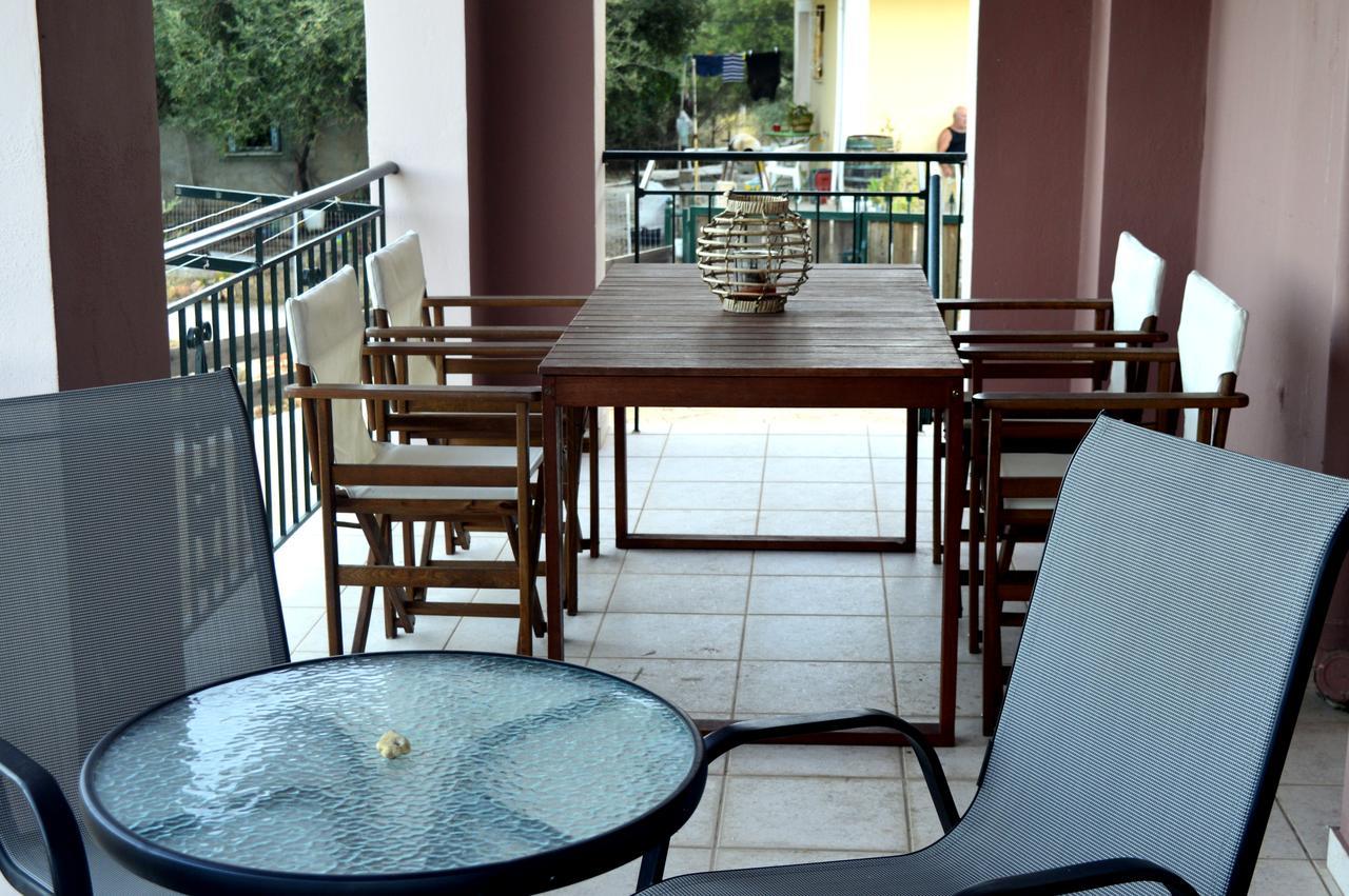 Ionian Balcony Apartment Lixouri Exterior photo