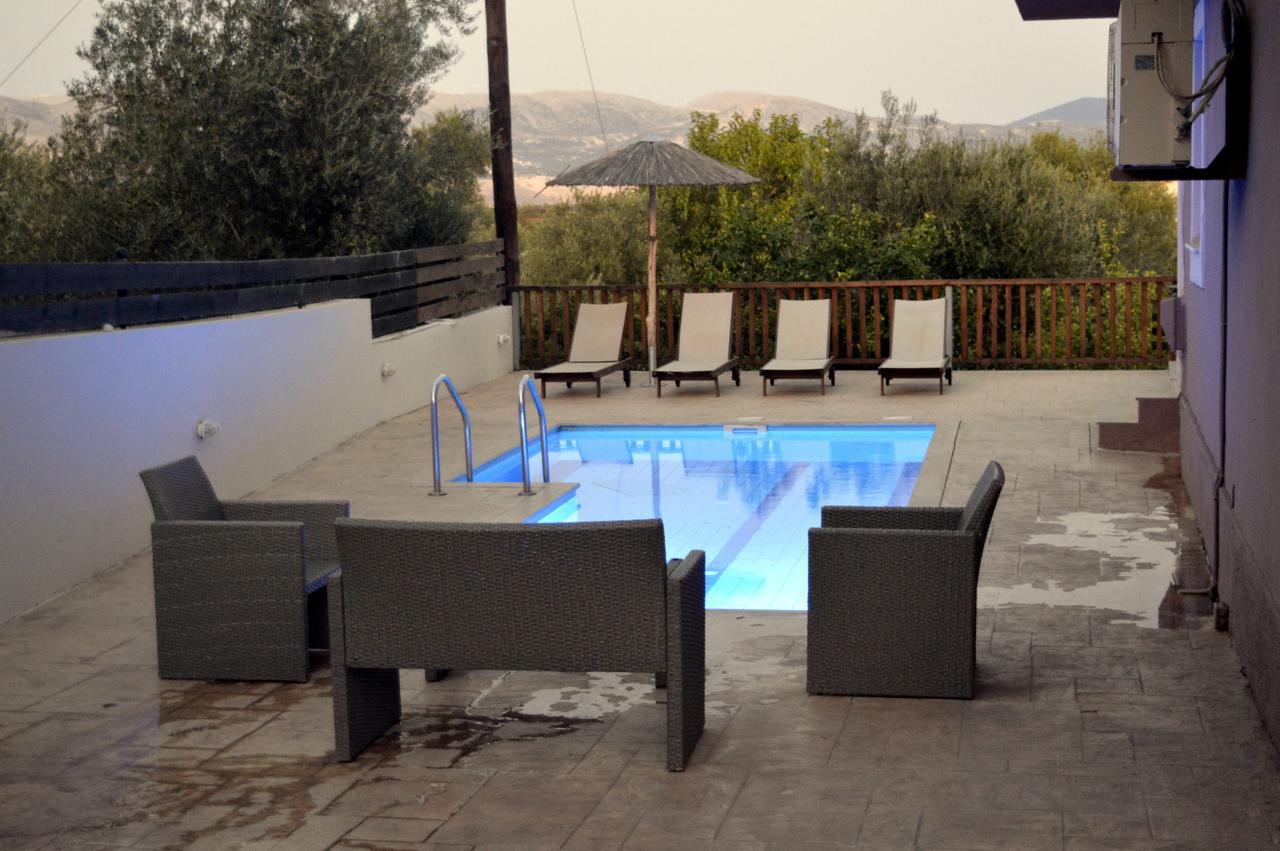 Ionian Balcony Apartment Lixouri Exterior photo