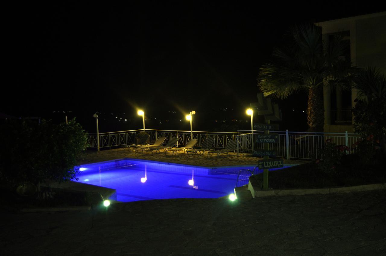 Ionian Balcony Apartment Lixouri Exterior photo
