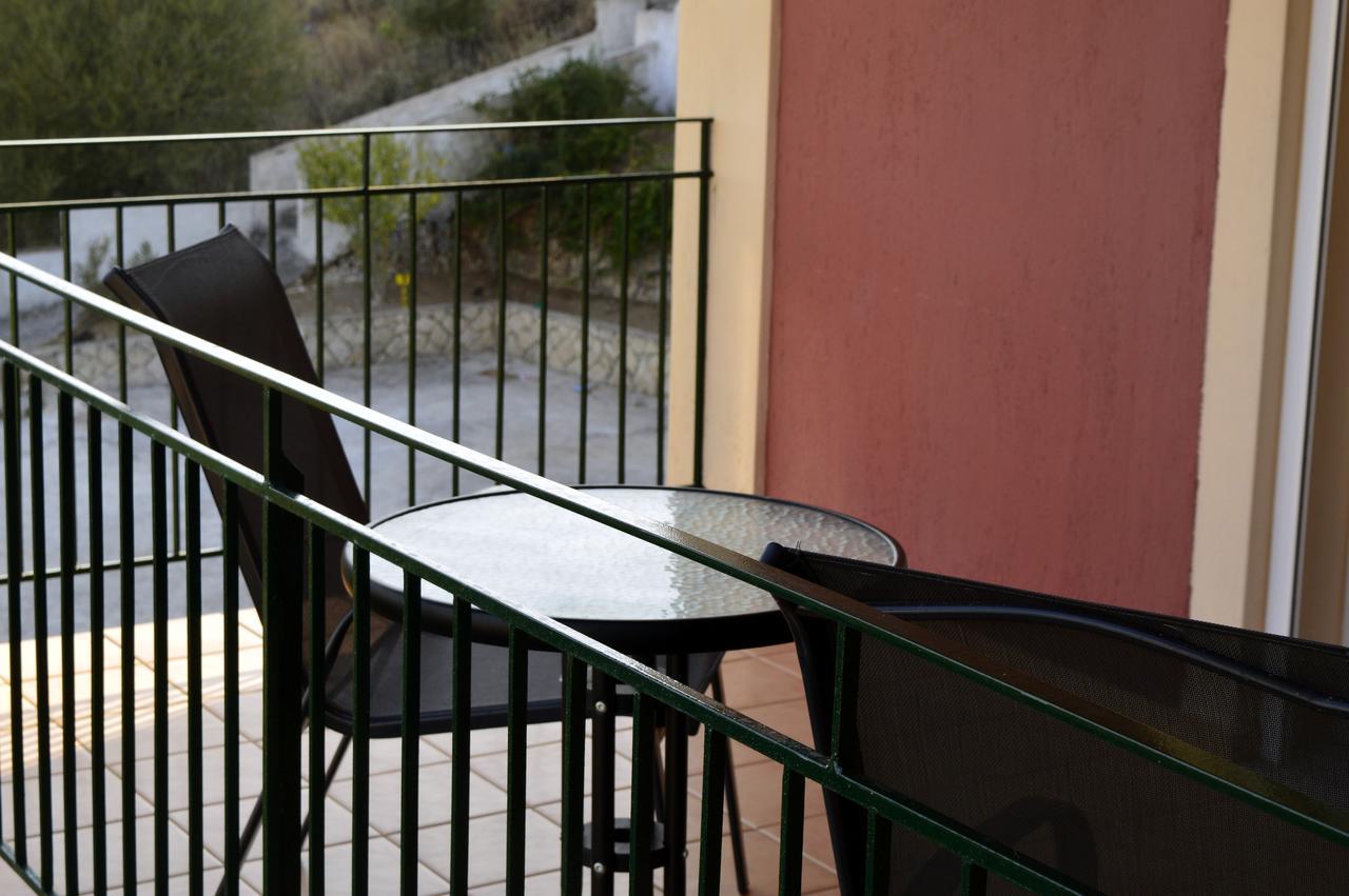 Ionian Balcony Apartment Lixouri Exterior photo