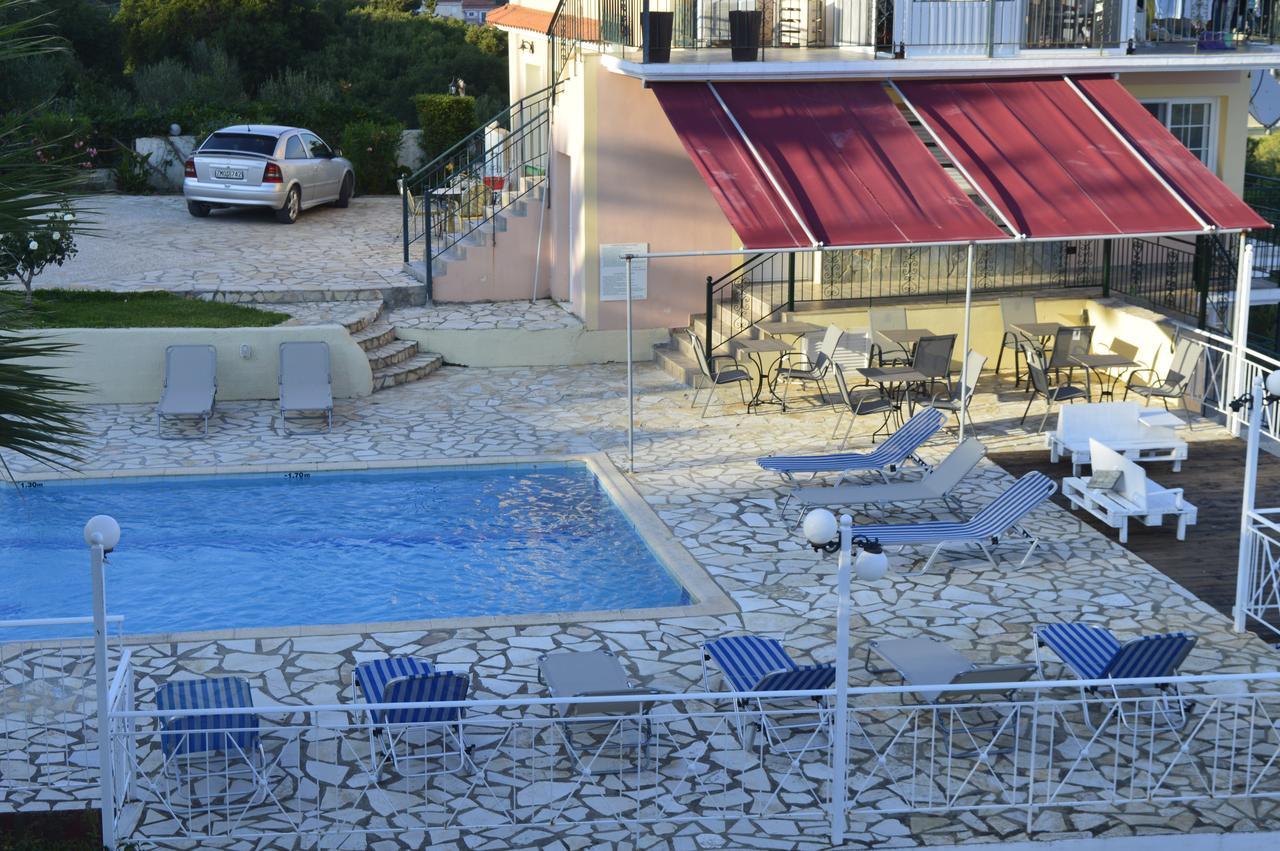 Ionian Balcony Apartment Lixouri Exterior photo