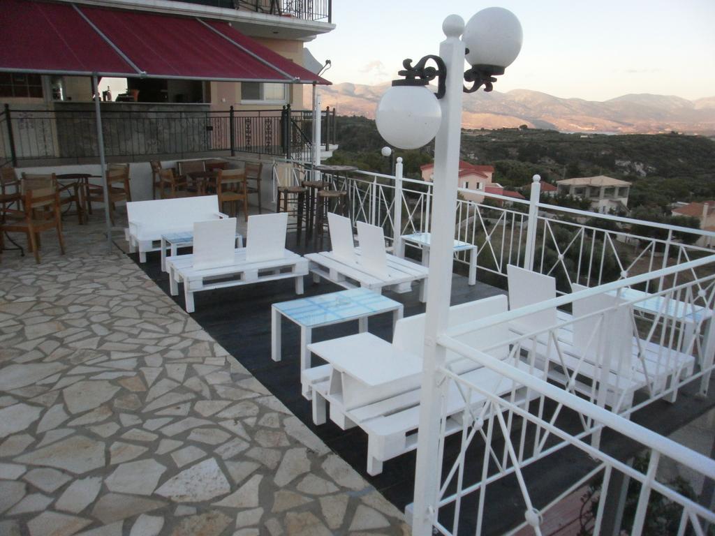 Ionian Balcony Apartment Lixouri Exterior photo